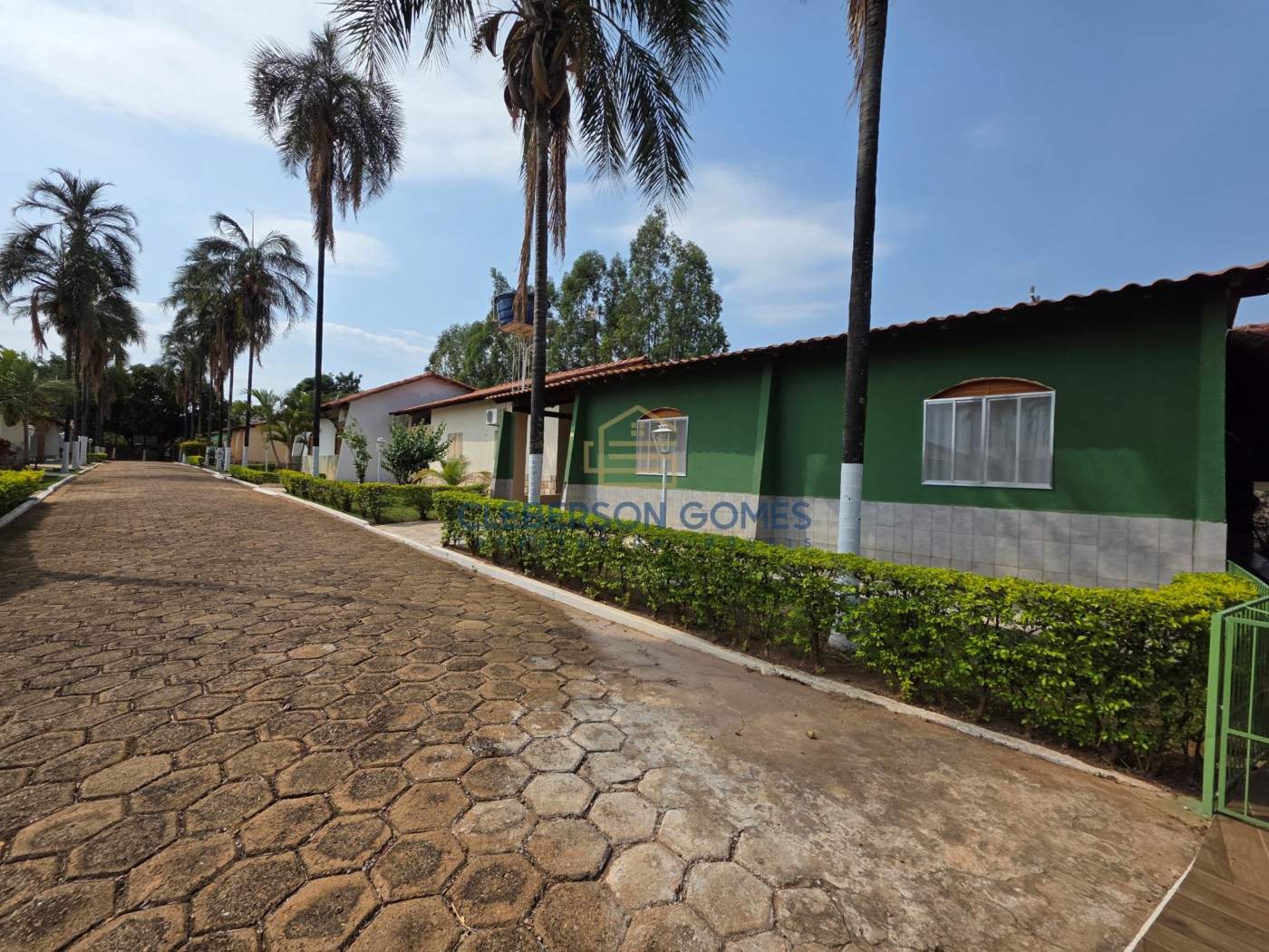 Casa, 4 quartos - Foto 1