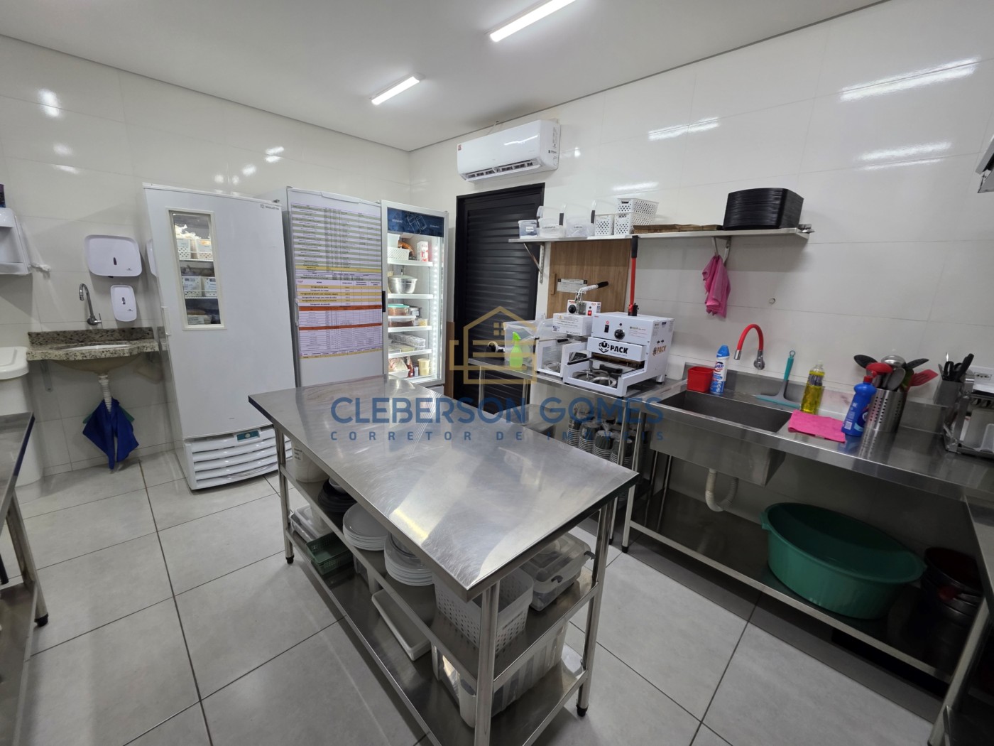 Prédio Inteiro - Foto 17